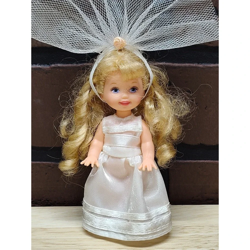 Vintage Lil Bride Doll Barbie 1994 4
